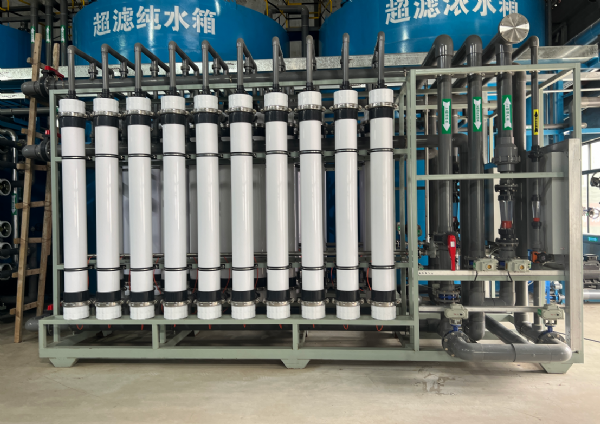 150T超濾+100T雙級反滲透+EDI設(shè)備安裝調(diào)試完成